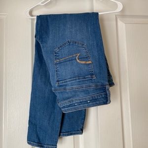 American eagle skinny jeans light wash